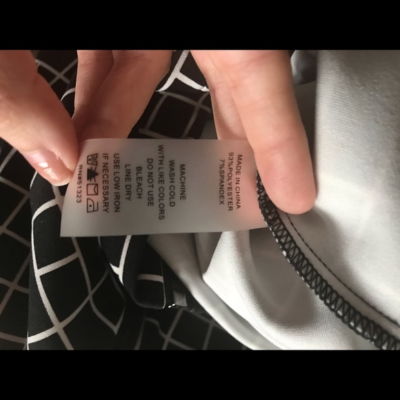 Vince Camuto pencil Skirt - Picture 5 of 5